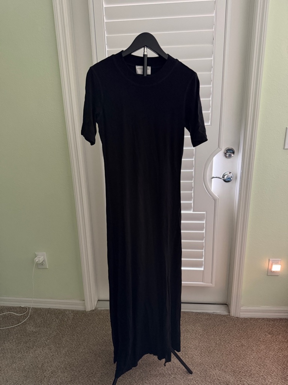 Modern Citizen Classic Black Short-Sleeve Maxi Dress